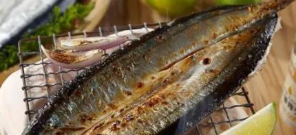 吃秋刀魚有什么好處?秋刀魚哪里不能吃
