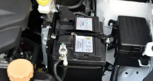車子沒電了發(fā)動30分鐘可以了嗎-電瓶虧過一次電是不是就不耐用了