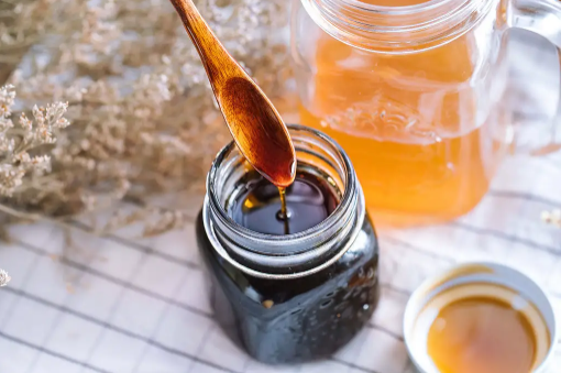 熬秋梨膏有點糊了還可以要嗎-秋梨膏熬的時候有點糊能喝嗎