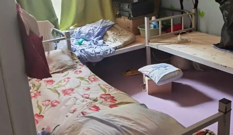 群租房110管不管-三室一廳住8個人算群租嗎