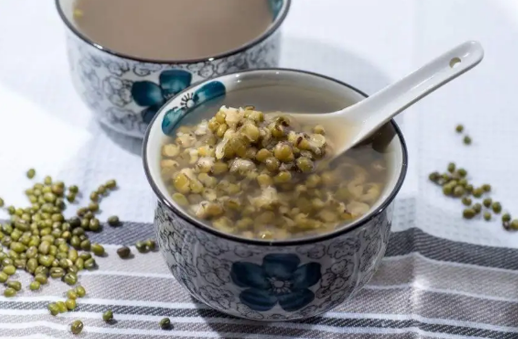 綠豆湯不加糖一點(diǎn)點(diǎn)綠豆熱量高嗎-不加糖的綠豆湯有沒(méi)有熱量